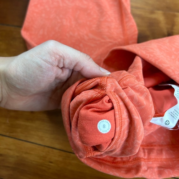 Lululemon wunder train leggings 25” - Picture 3 of 3